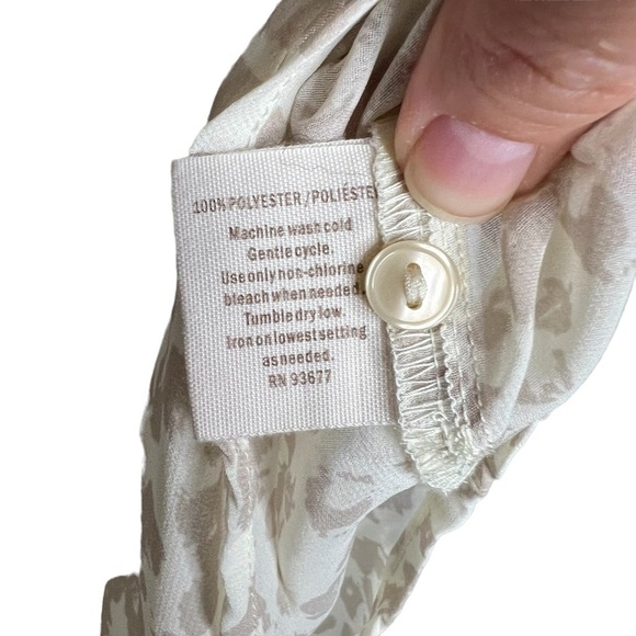 Decree Ivory Beige Semi Sheer Leopard Print Sleeveless Blouse - Picture 2 of 9